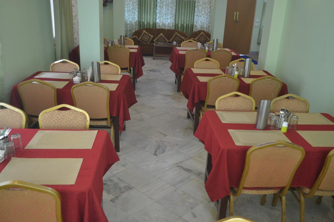 Hotel Madhawi Gangtok Exterior photo