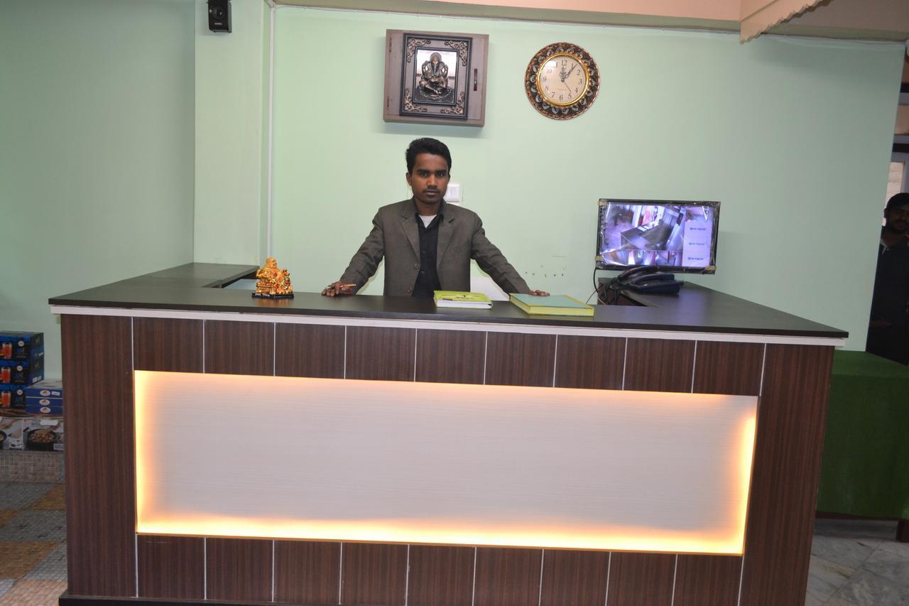 Hotel Madhawi Gangtok Exterior photo